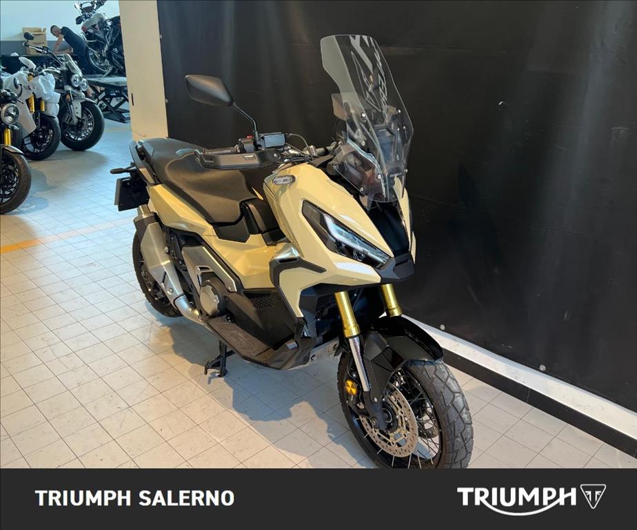 HONDA X-ADV 750 DCT Abs