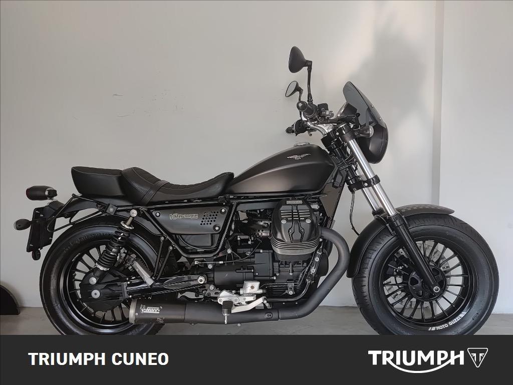 MOTO GUZZI V9 850 Bobber