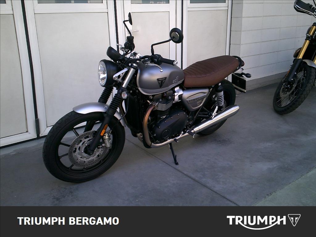 TRIUMPH Street Twin 900 