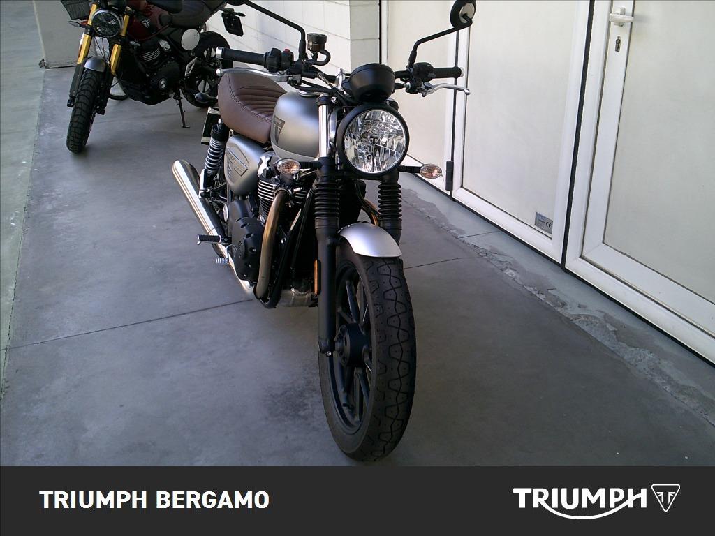 TRIUMPH Street Twin 900 