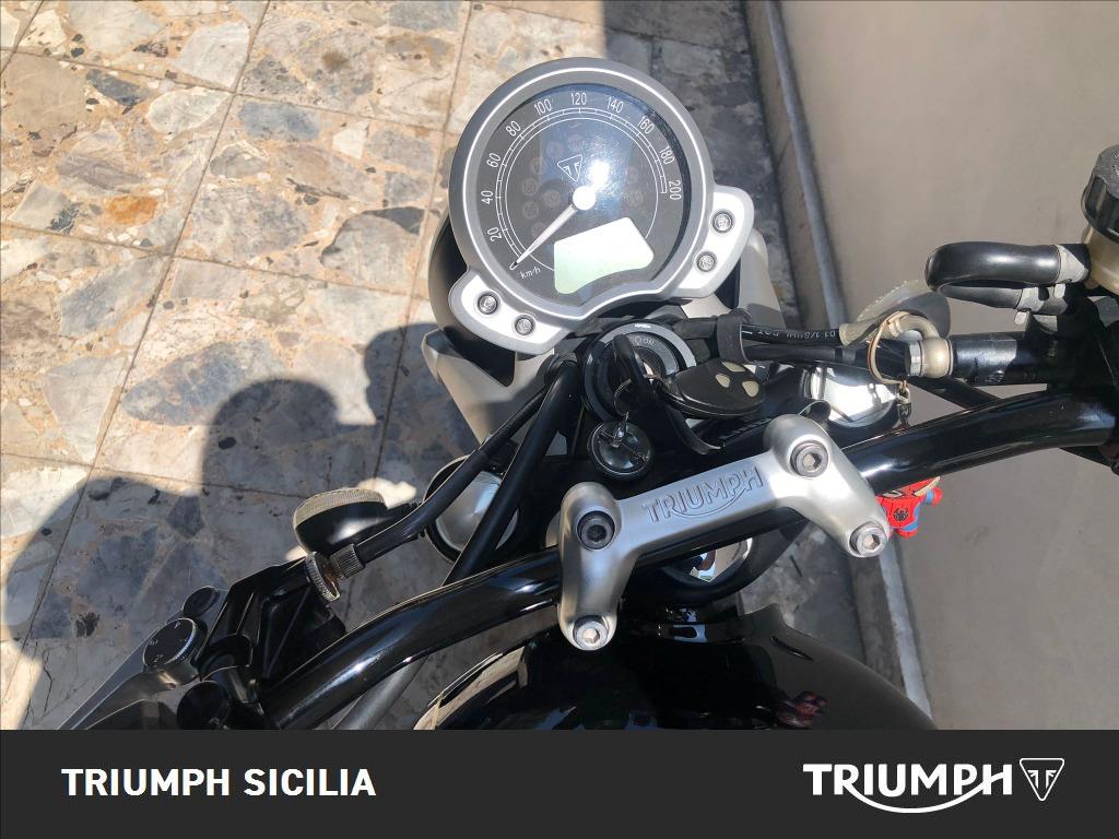 TRIUMPH Street Twin 900 