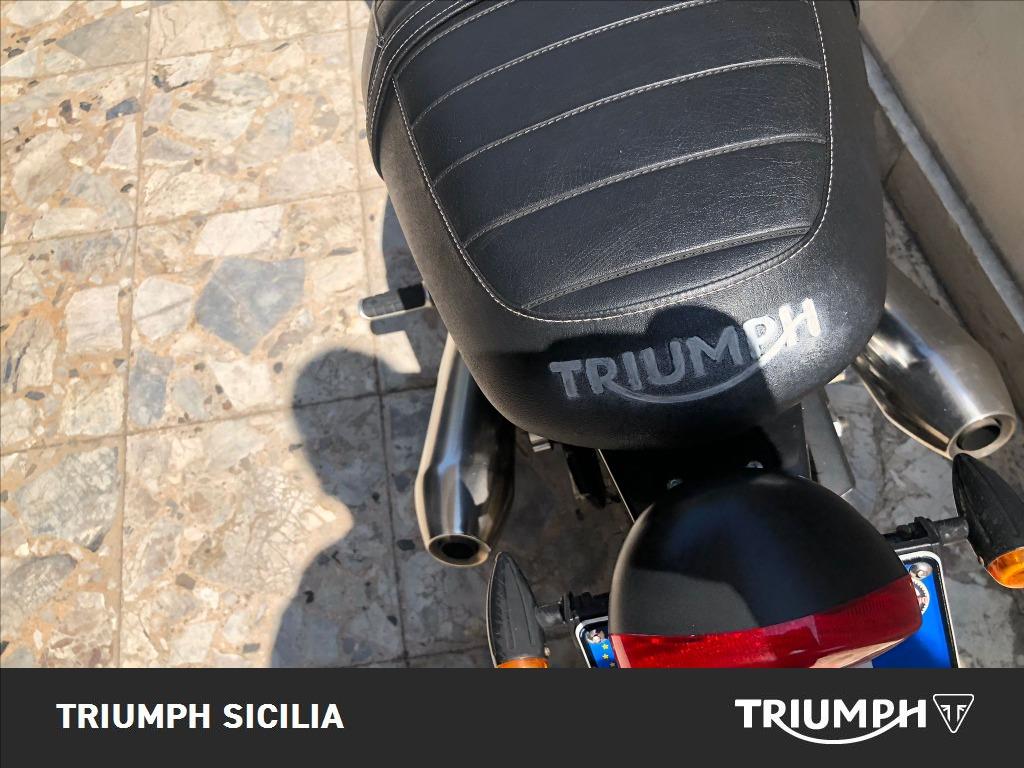 TRIUMPH Street Twin 900 