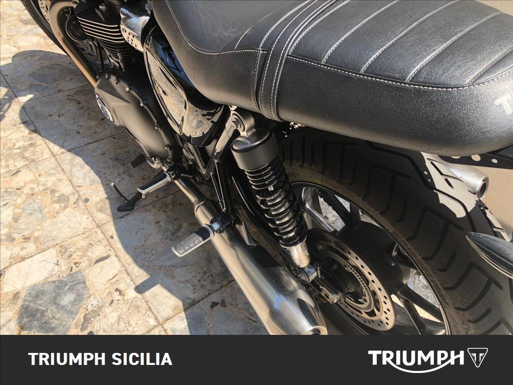 TRIUMPH Street Twin 900 