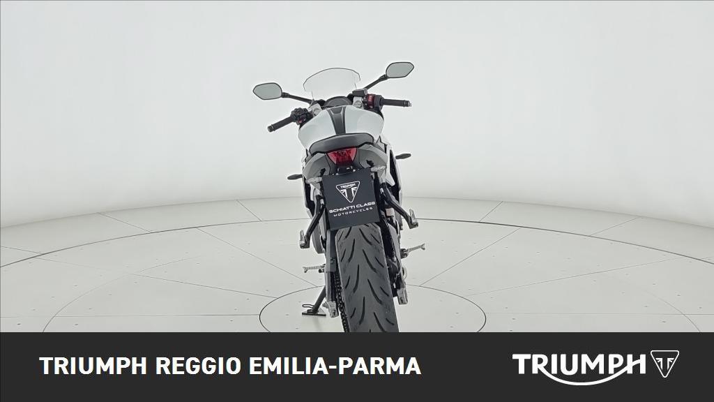 TRIUMPH Daytona 660 Abs