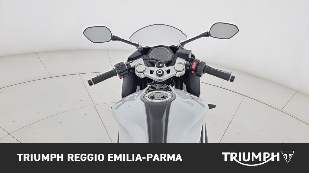 TRIUMPH Daytona 660 Abs