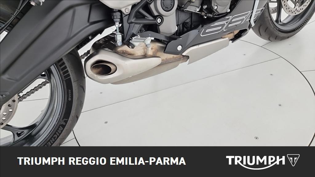 TRIUMPH Daytona 660 Abs