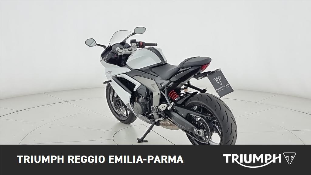 TRIUMPH Daytona 660 Abs