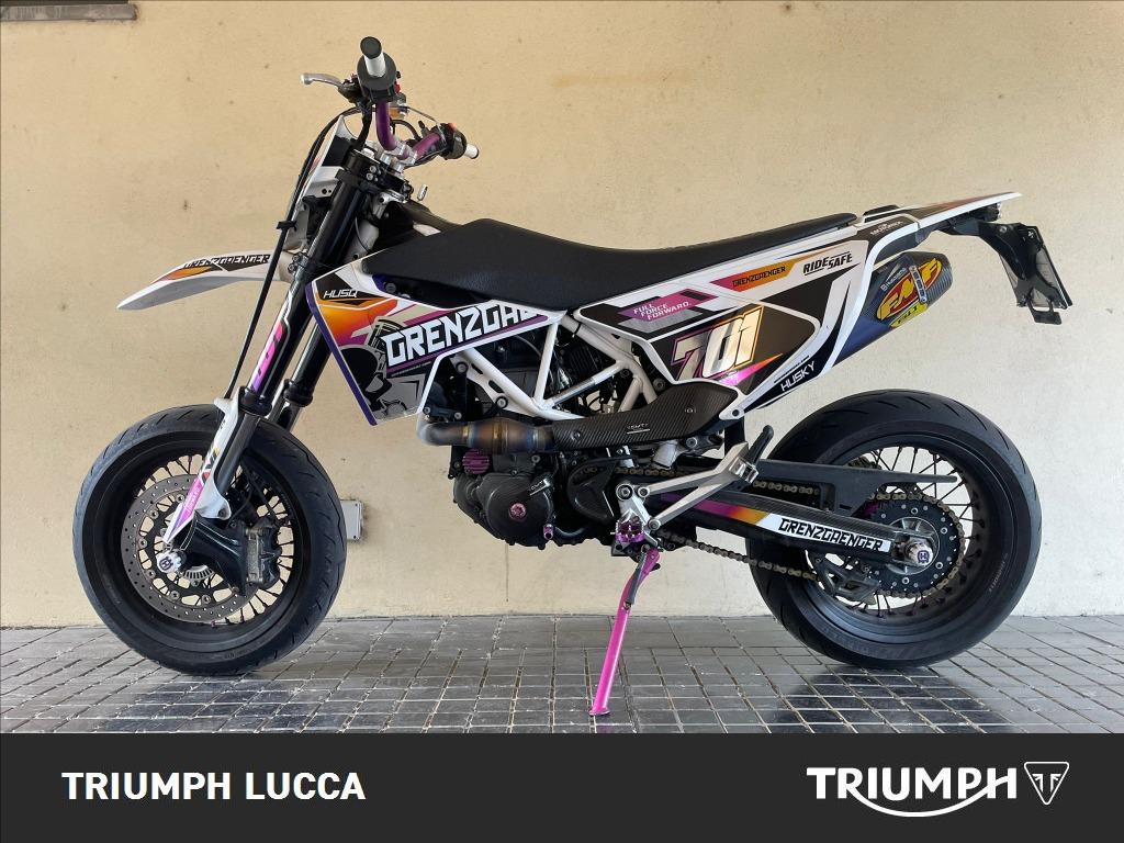HUSQVARNA Supermoto 701 4T 