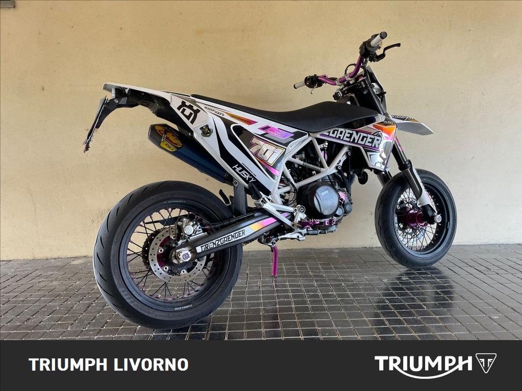 HUSQVARNA Supermoto 701 4T 
