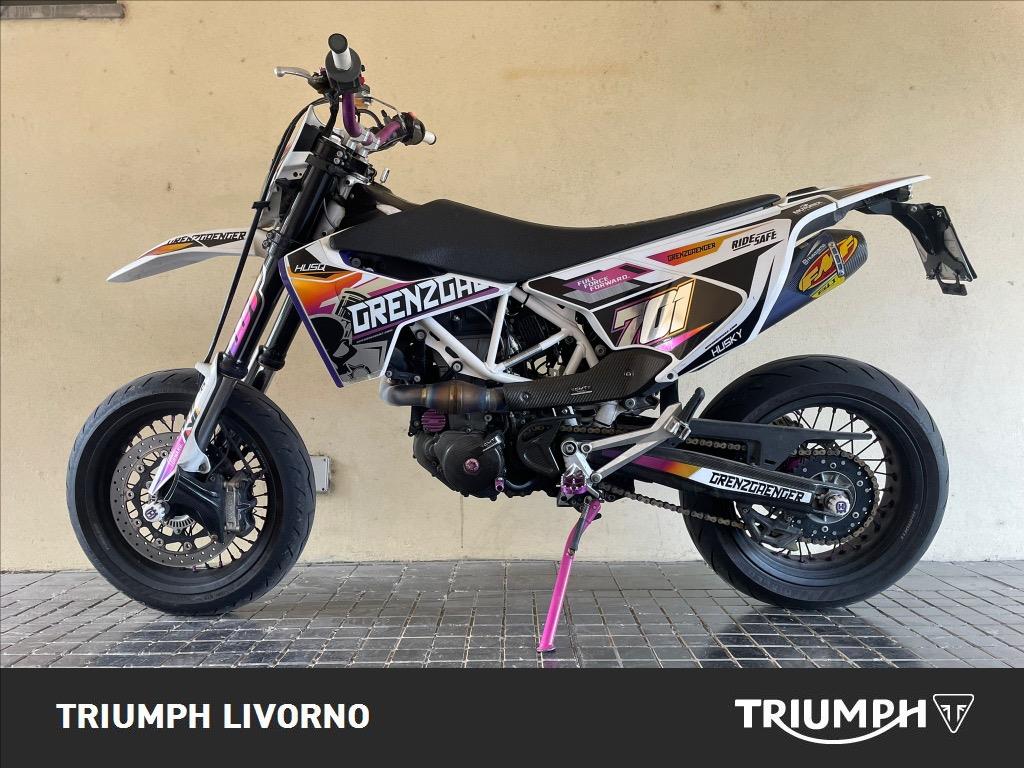 HUSQVARNA Supermoto 701 4T 