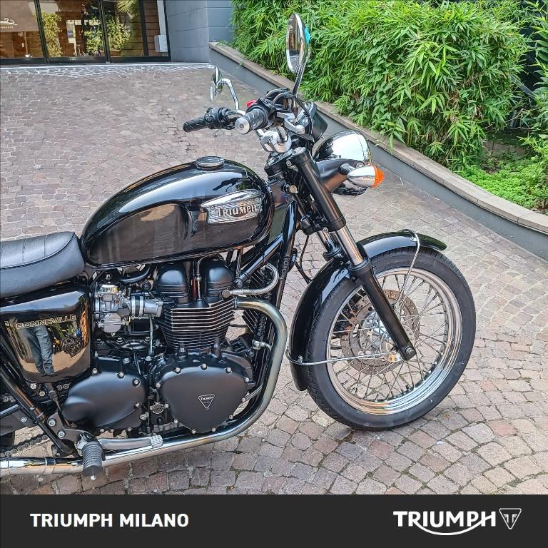 TRIUMPH Bonneville 790 Black