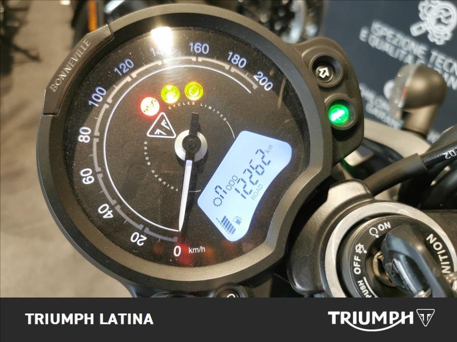 TRIUMPH Speed Twin 900 Chrome Edition Abs