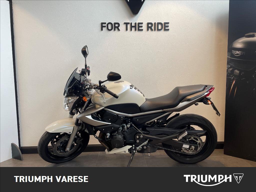 YAMAHA XJ6 600 