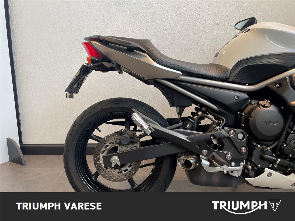YAMAHA XJ6 600 