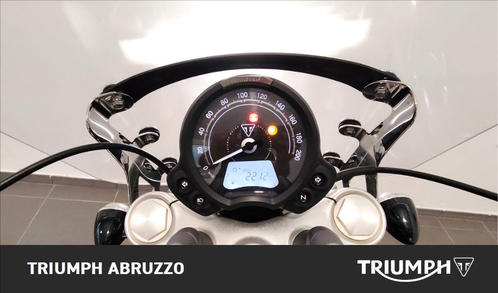 TRIUMPH Bonneville 1200 Speedmaster Stealth Edition E5