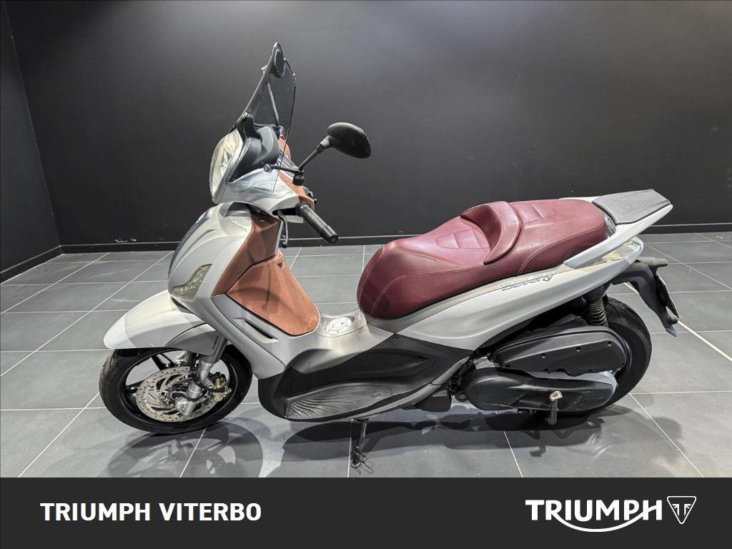PIAGGIO Beverly 500 
