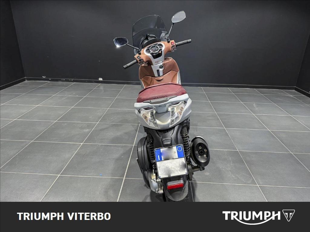 PIAGGIO Beverly 500 