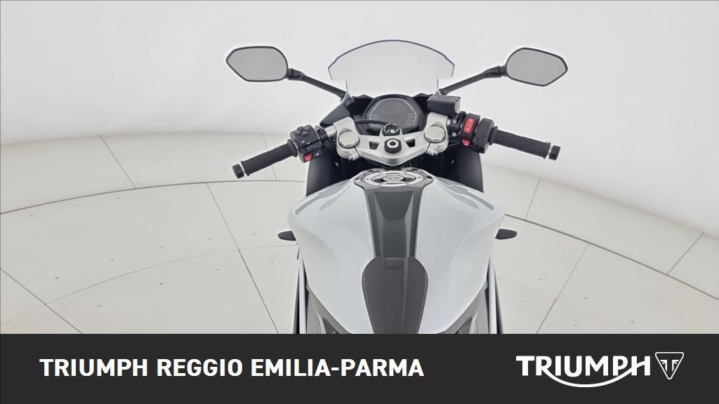 TRIUMPH Daytona 660 Abs