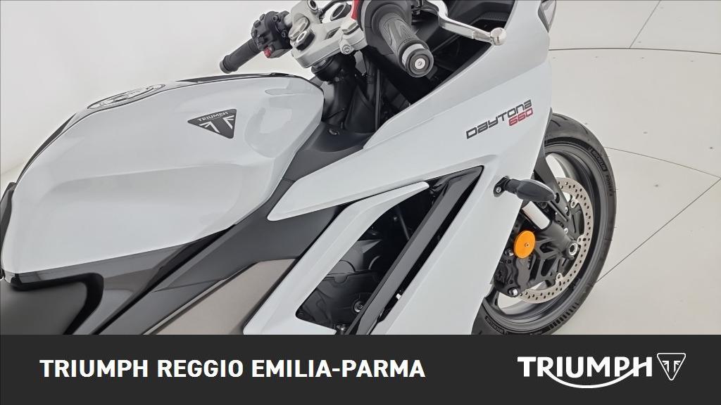 TRIUMPH Daytona 660 Abs