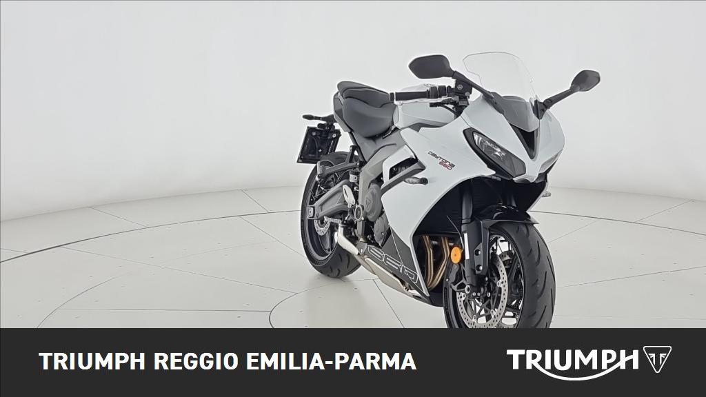 TRIUMPH Daytona 660 Abs