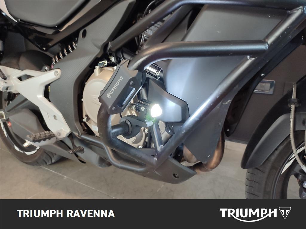CFMOTO 650 MT Abs