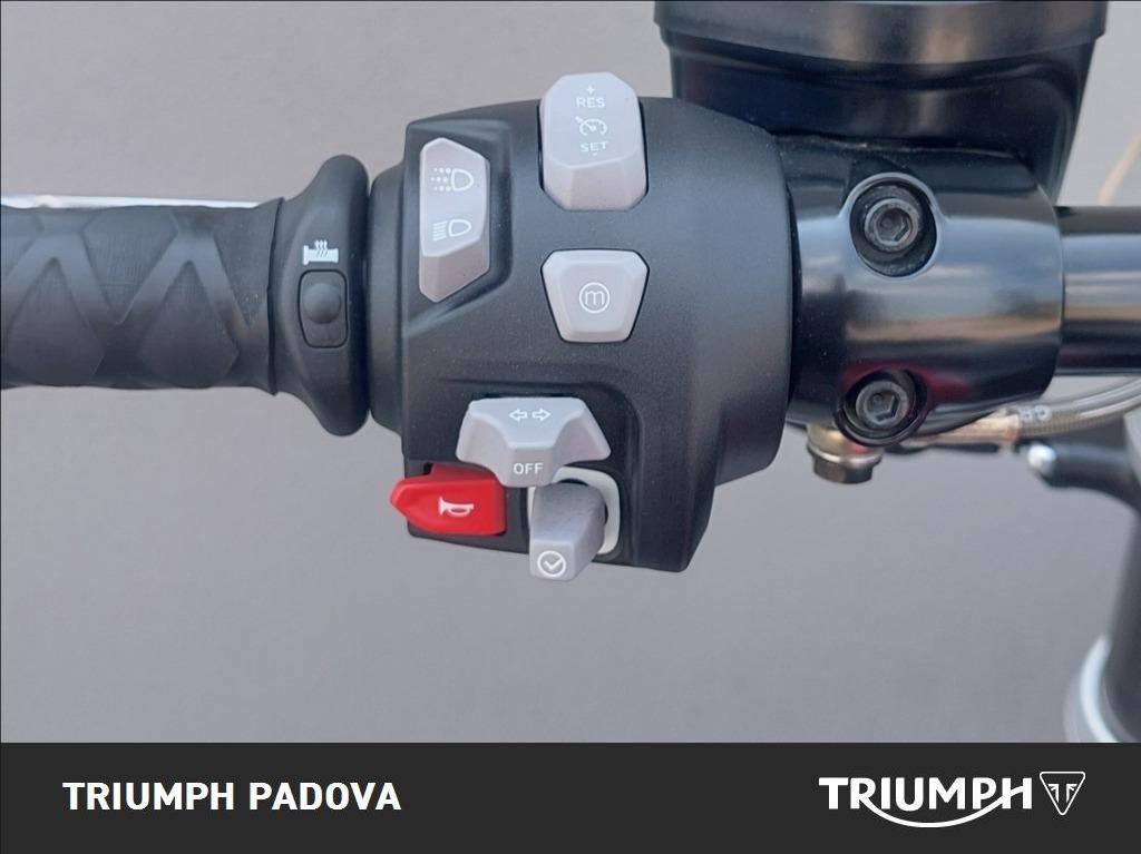TRIUMPH Rocket III 2500 R