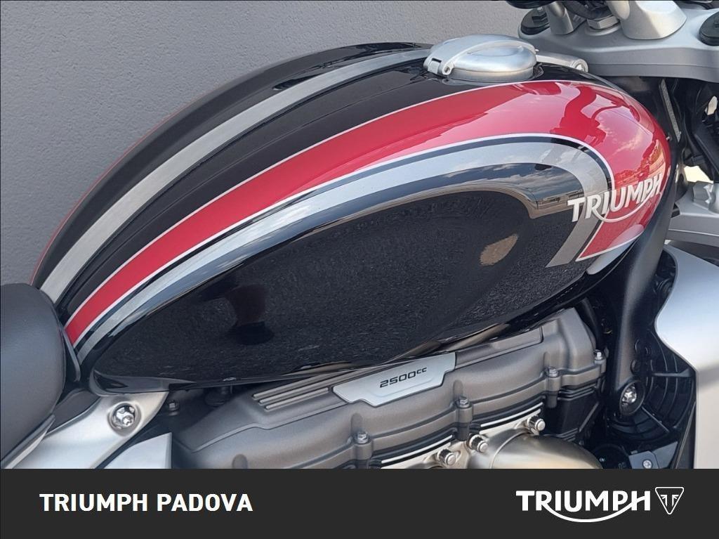 TRIUMPH Rocket III 2500 R