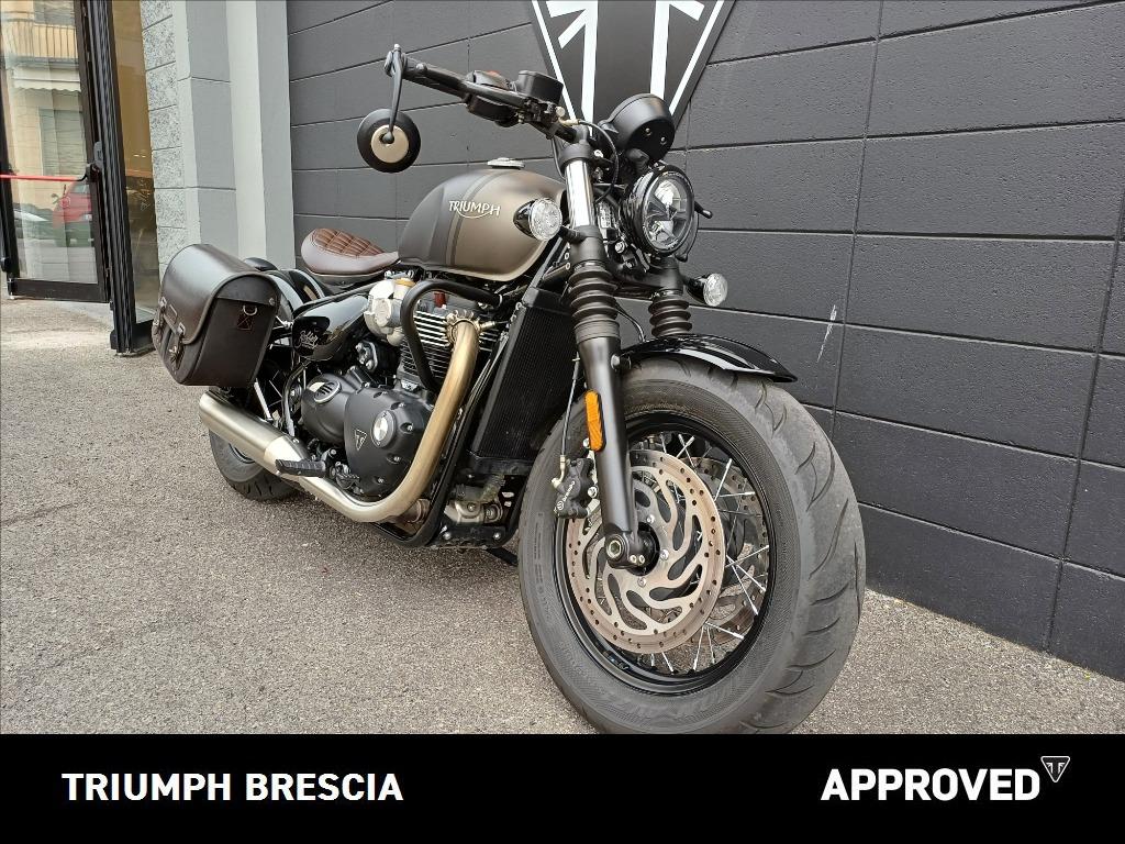 TRIUMPH Bonneville 1200 Bobber E5