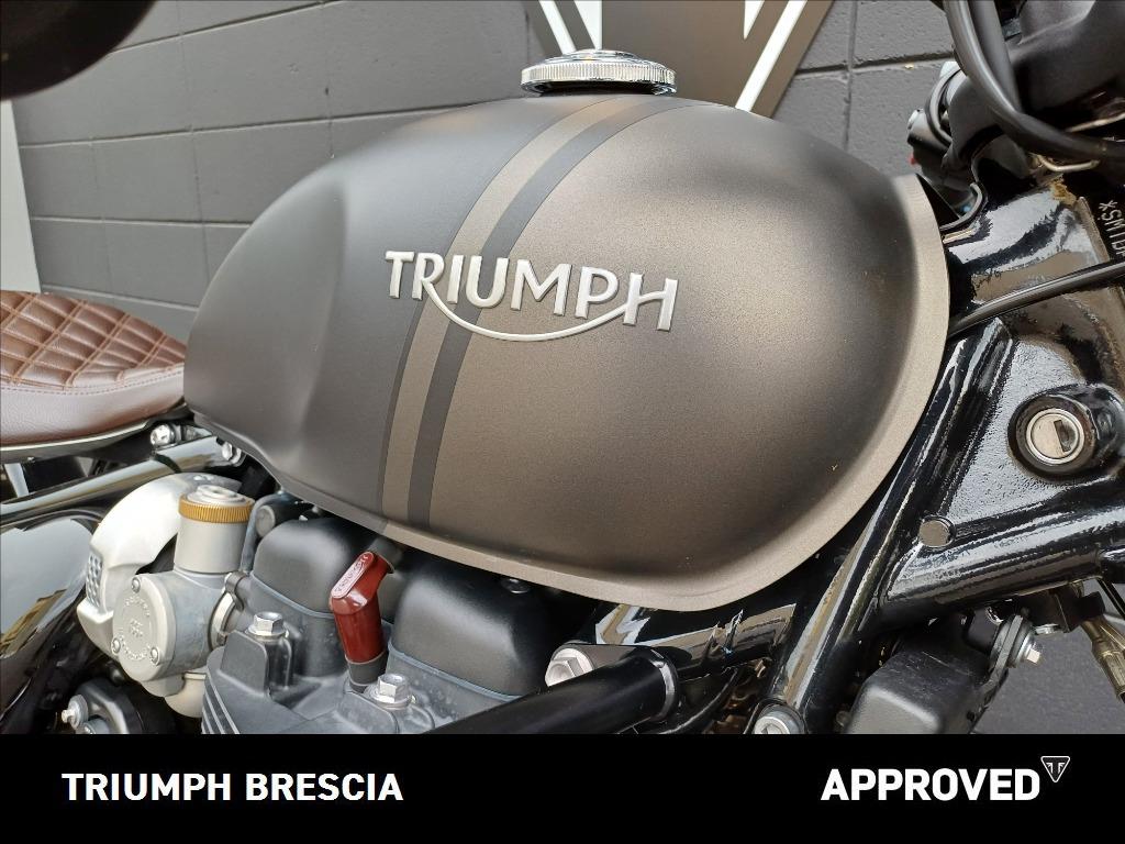 TRIUMPH Bonneville 1200 Bobber E5