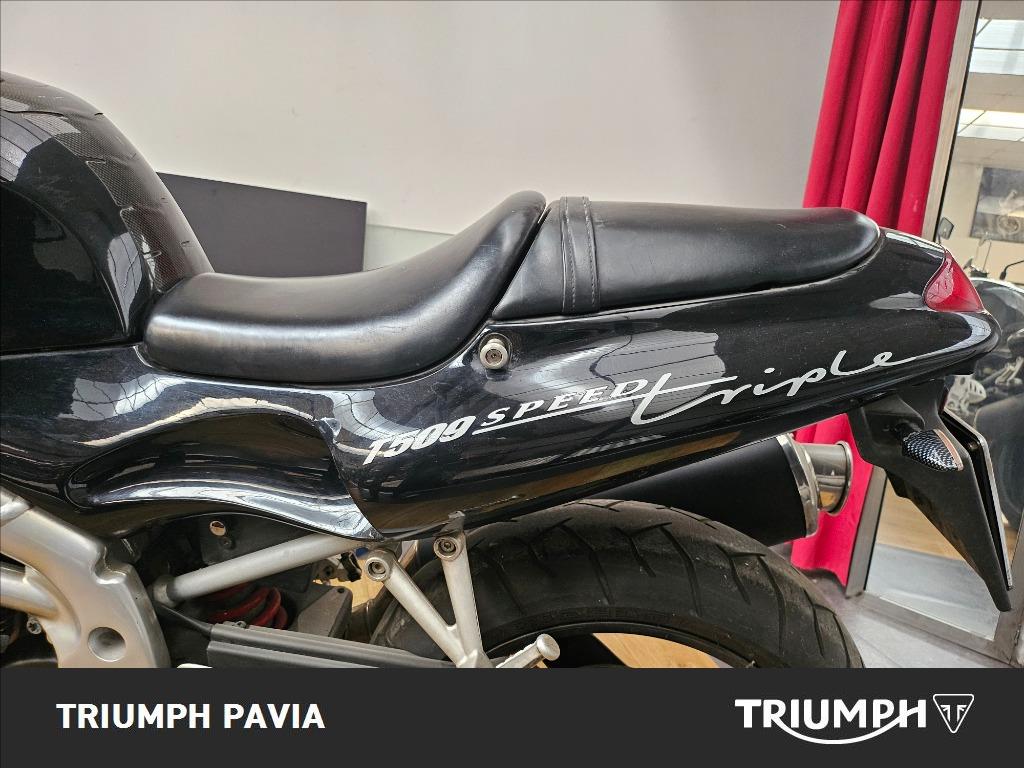 TRIUMPH Speed Triple 955 