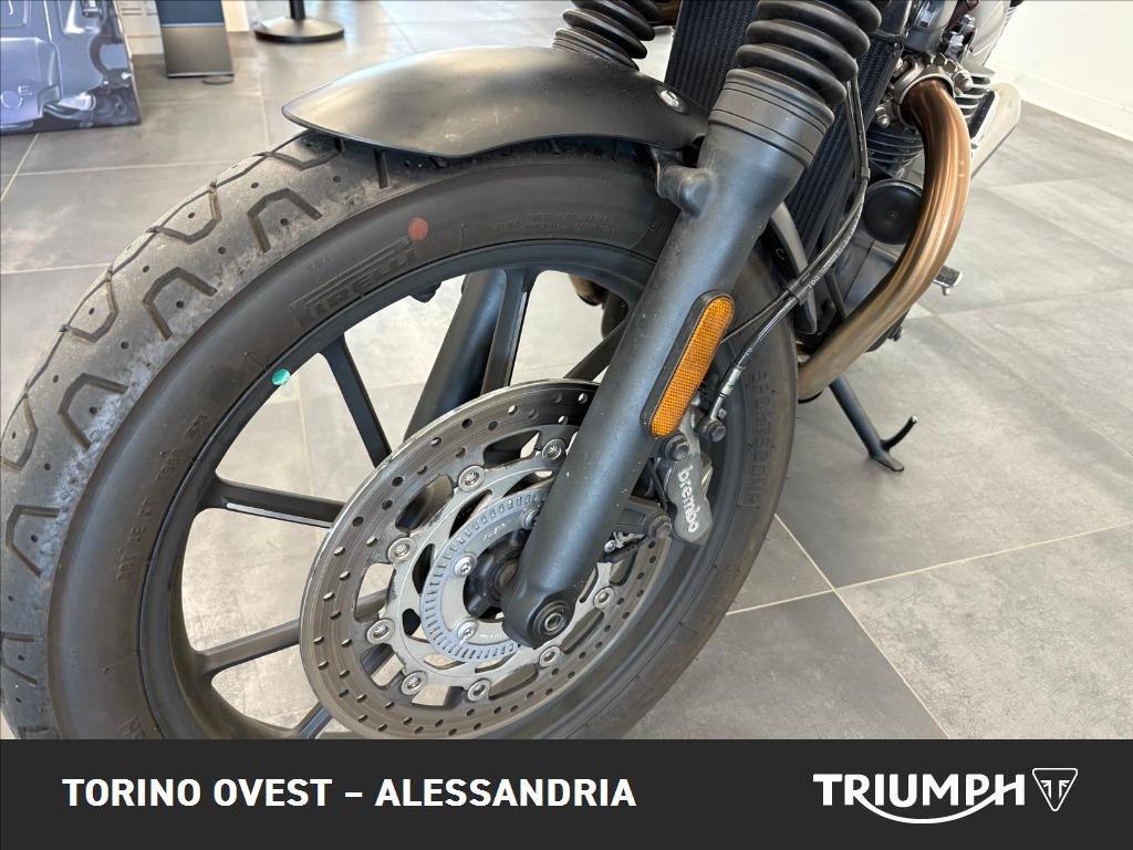 TRIUMPH Street Twin 900 