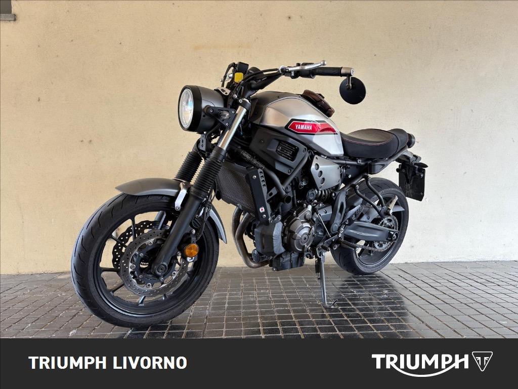 YAMAHA XSR 700 Abs