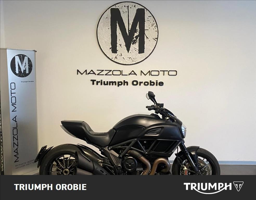 DUCATI Diavel 1199 Dark