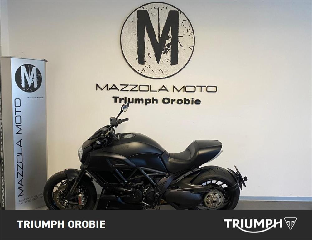 DUCATI Diavel 1199 Dark