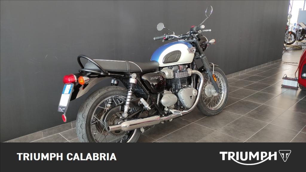 TRIUMPH Bonneville 900 T100 