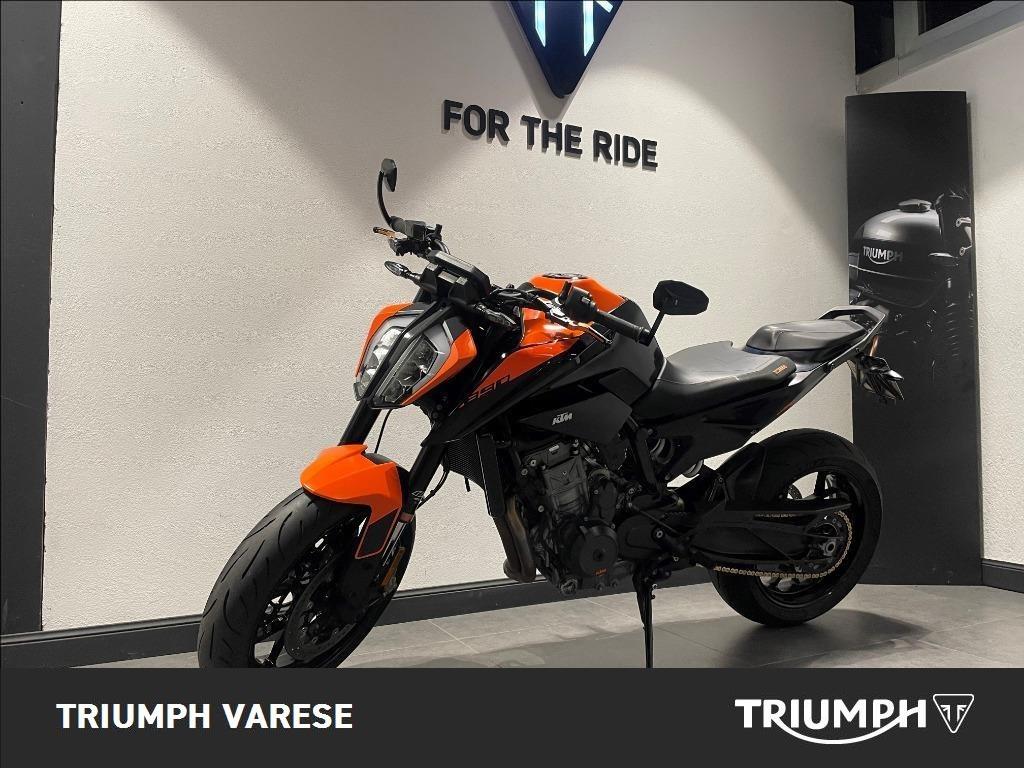 KTM 890 Duke 