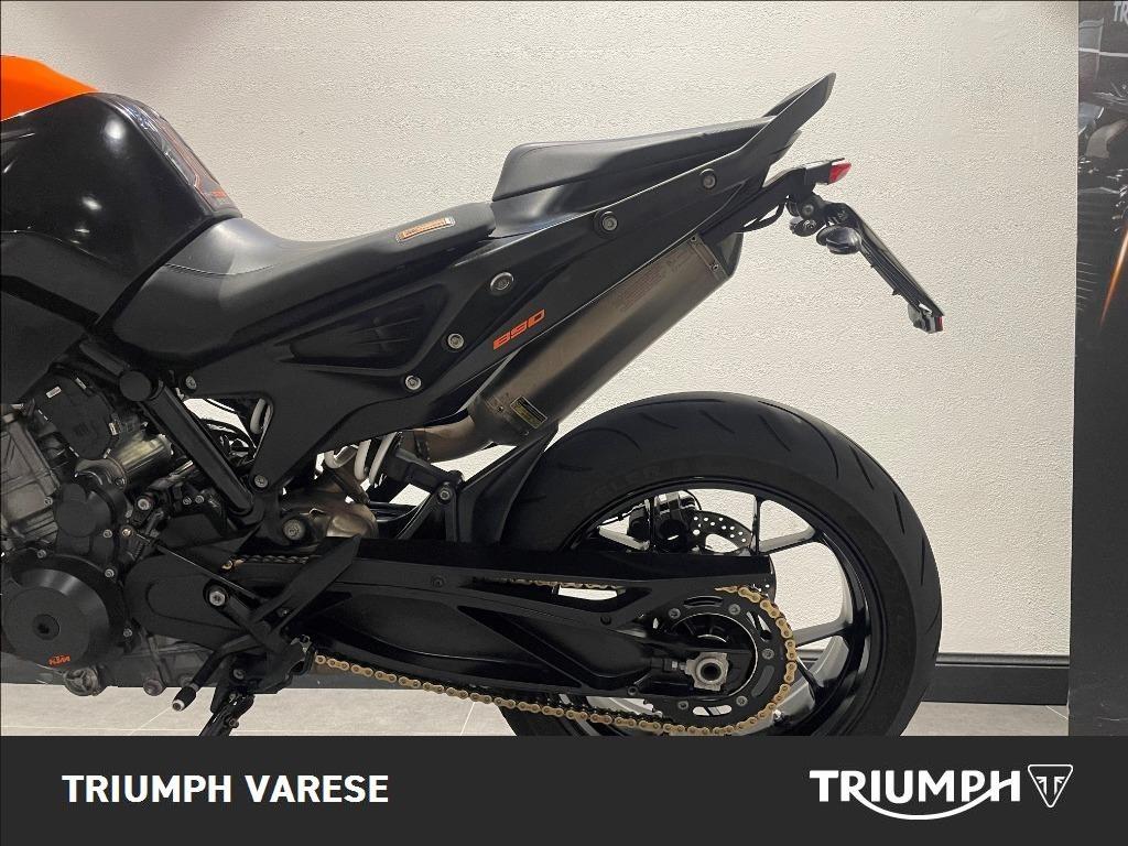 KTM 890 Duke 