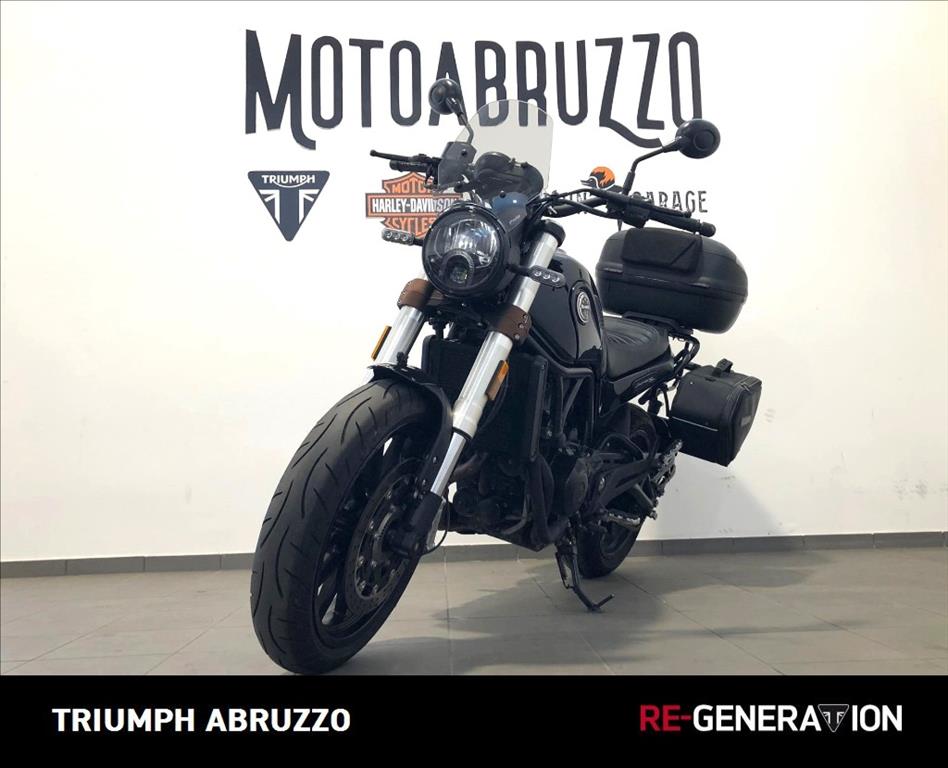 BENELLI Leoncino 250 E4