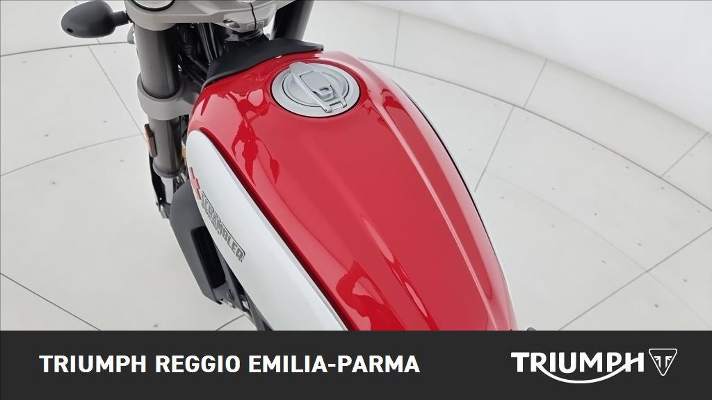 DUCATI Scrambler 800 Desert Sled Red