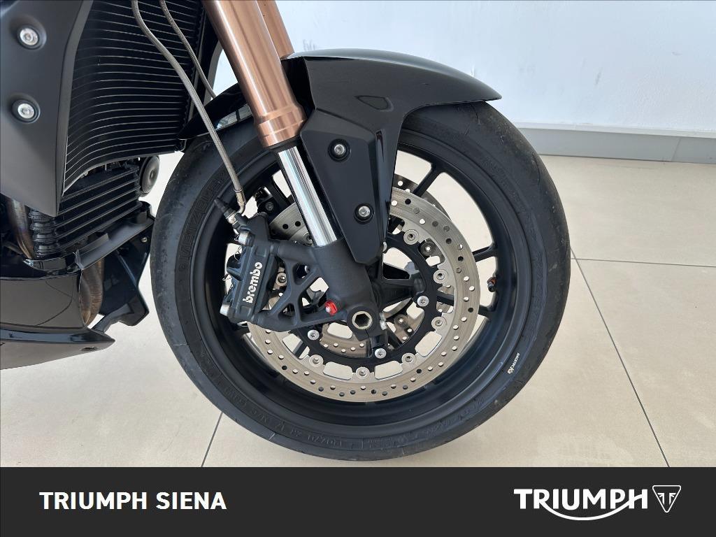 TRIUMPH Speed Triple 1050 