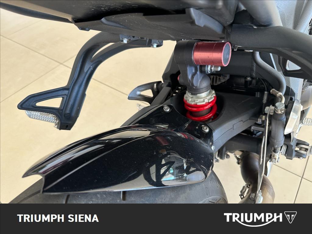 TRIUMPH Speed Triple 1050 