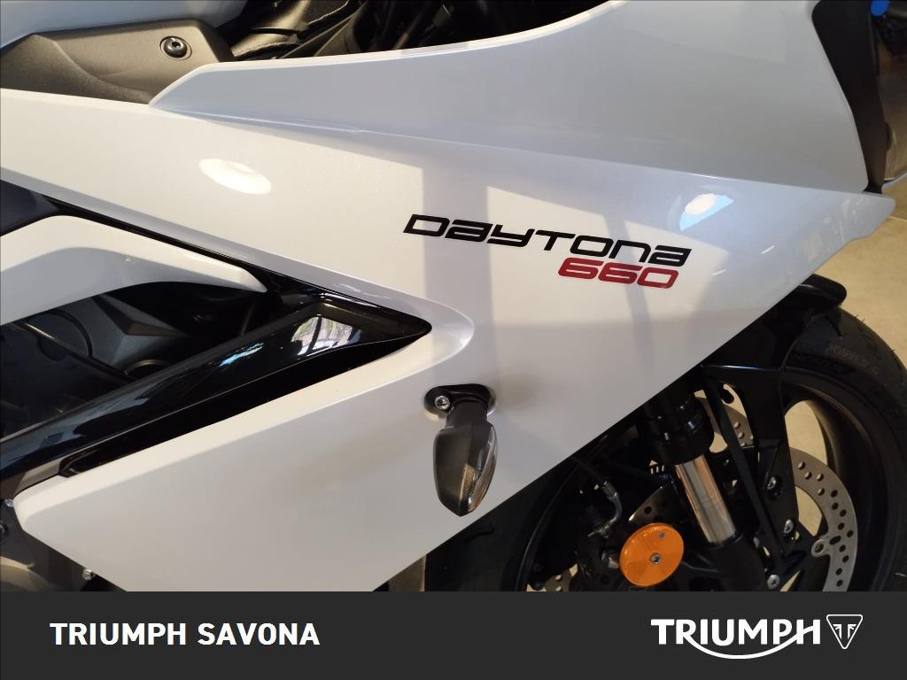 TRIUMPH Daytona 660 Abs