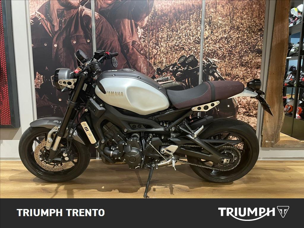 YAMAHA XSR 900 Abs