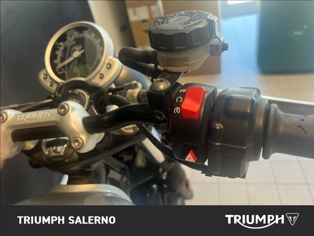 TRIUMPH Street Twin 900 