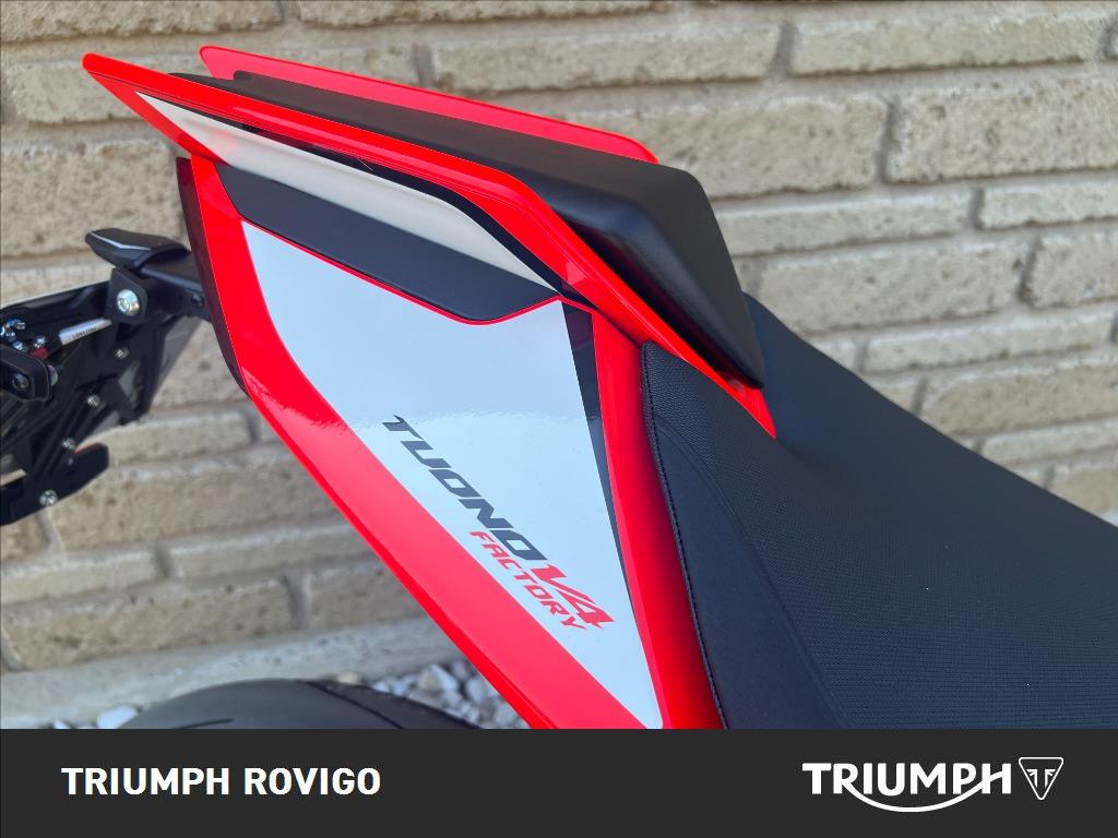 APRILIA Tuono 1100 V4 Factory SE-09 SBK