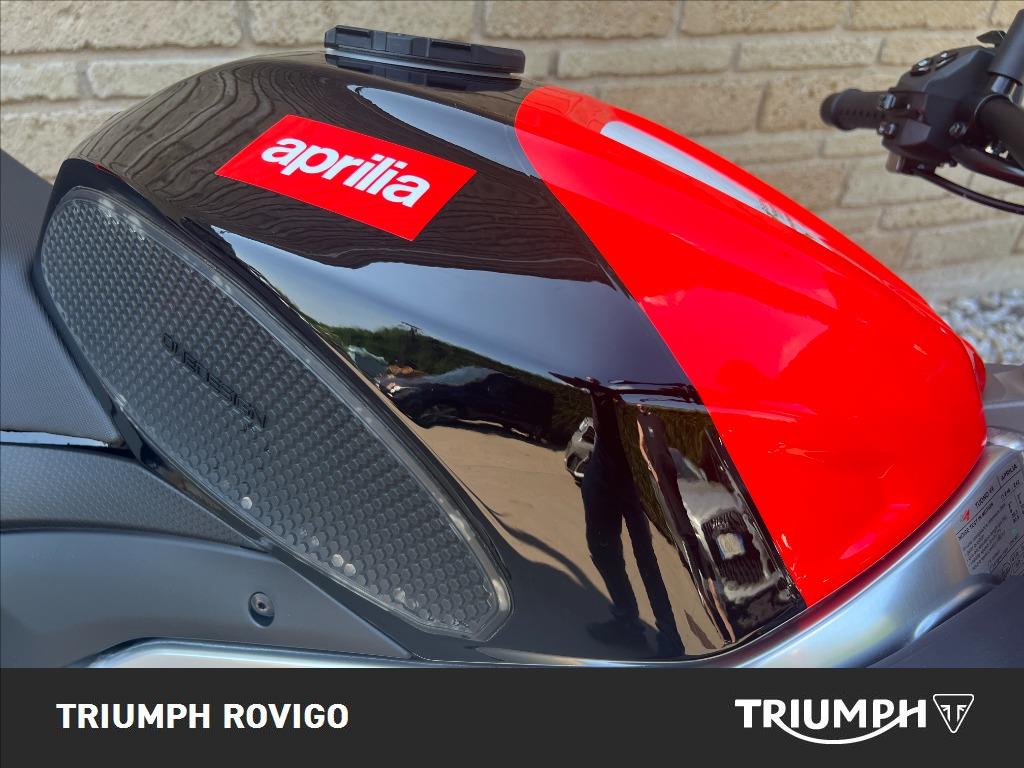 APRILIA Tuono 1100 V4 Factory SE-09 SBK