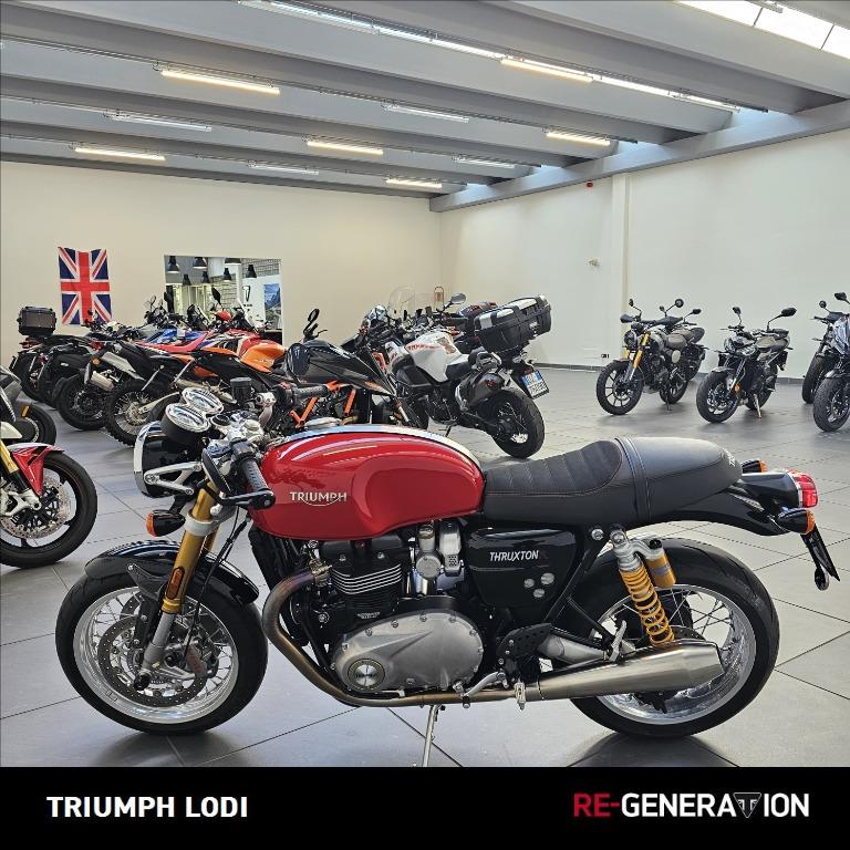 TRIUMPH Thruxton 1200 R