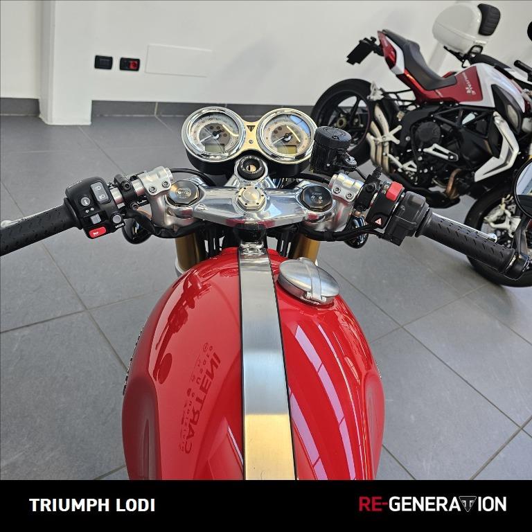 TRIUMPH Thruxton 1200 R