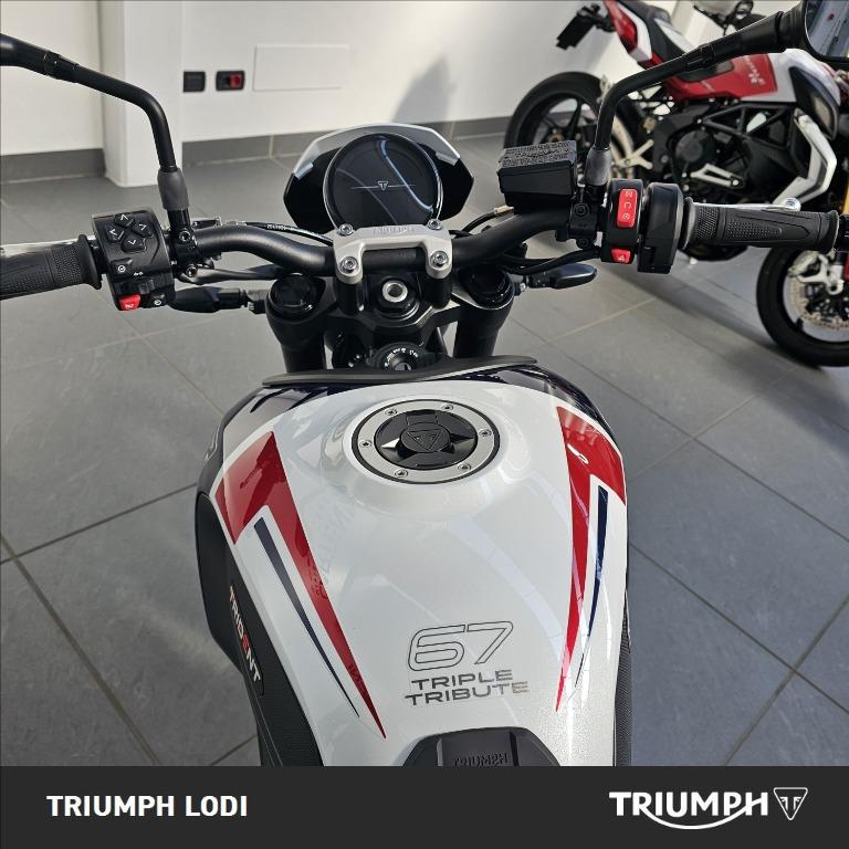 TRIUMPH Trident 660 Triple Tribute Abs