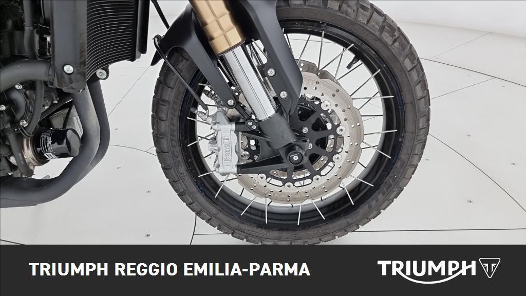 BENELLI Leoncino 800 